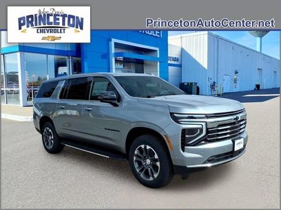 New 2026 Chevrolet Suburban LT w/ Comfort Package