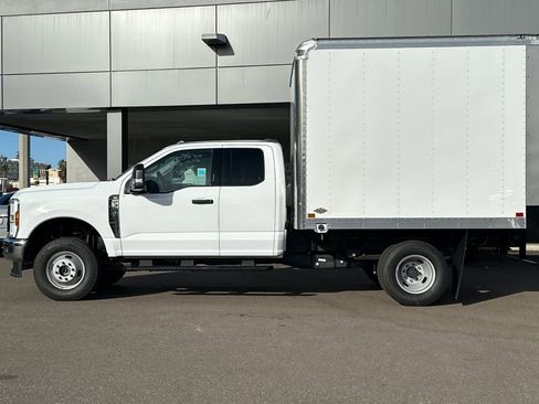 Used 2024 Ford F350 XLT w/ XLT Value Package AWD/4WD image 6