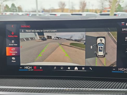 Used 2026 BMW X5 M60i image 20