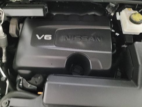 Used 2019 Nissan Pathfinder Platinum w/ Cargo Package image 30