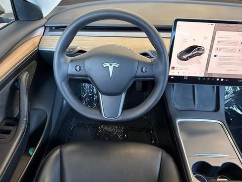 Used 2022 Tesla Model 3 Long Range AWD/4WD image 16
