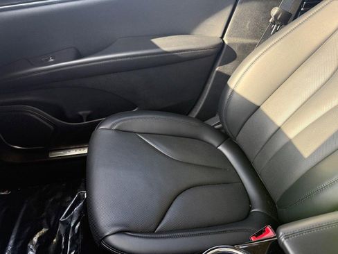 Certified 2023 Lincoln Nautilus Reserve image 23