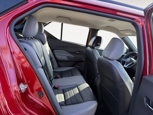 Used 2023 Nissan Kicks SR w/ SR Premium Package image 18