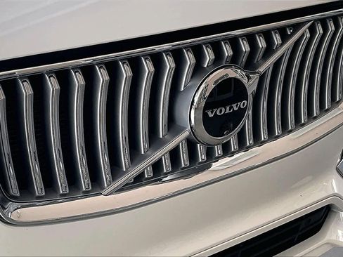 Used 2025 Volvo XC90 T8 Ultra w/ Protection Package Premier AWD/4WD image 30