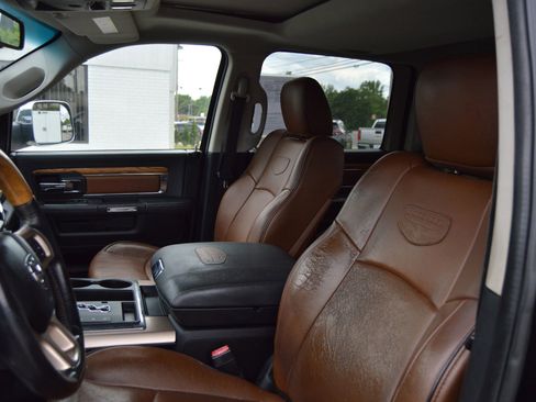 Used 2013 RAM 1500 Laramie Longhorn w/ Convenience Group AWD/4WD image 9