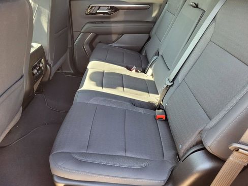 New 2026 Chevrolet Tahoe LS image 8