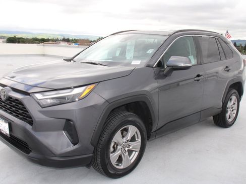 Certified 2022 Toyota RAV4 XLE image 6