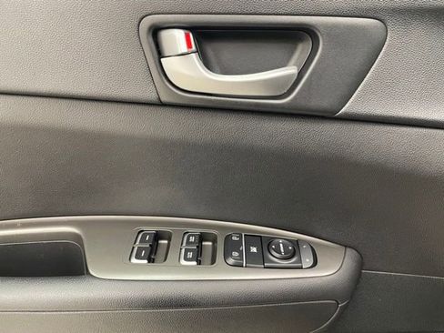 Used 2020 Kia Optima SE image 13