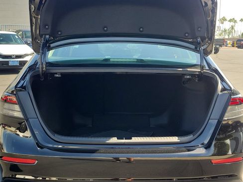 Certified 2024 Honda Accord EX image 9