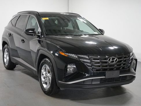 Used 2024 Hyundai Tucson SEL FWD image 3