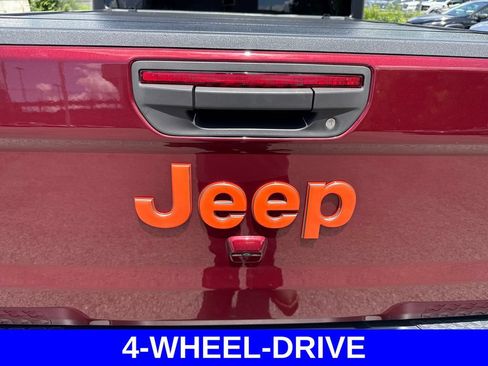 Used 2021 Jeep Gladiator Mojave w/ Cold Weather Group AWD/4WD image 20