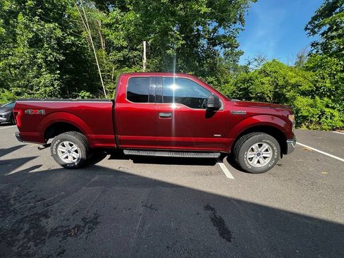 Used 2015 Ford F150 XLT w/ Equipment Group 301A Mid AWD/4WD image 4