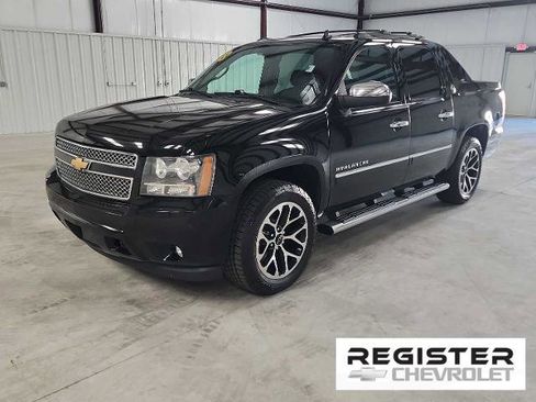 Used 2013 Chevrolet Avalanche LTZ RWD image 1
