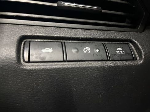 Used 2024 Nissan Altima 2.5 SV image 22