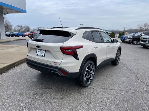 New 2026 Chevrolet Trax RS w/ Driver Confidence Package image 48