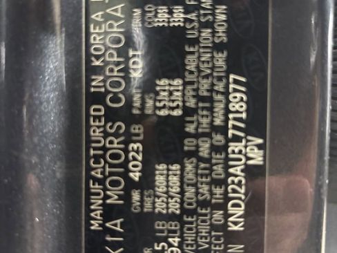 Certified 2020 Kia Soul S image 28