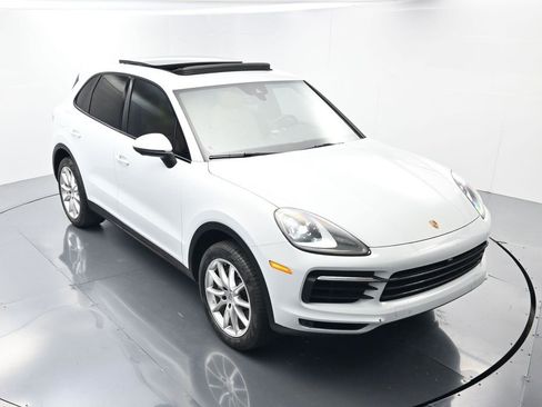 Used 2021 Porsche Cayenne image 40