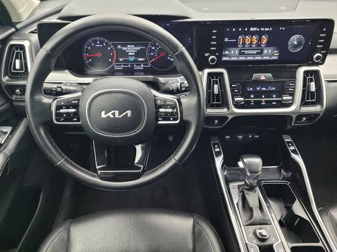 Used 2022 Kia Sorento SX image 22
