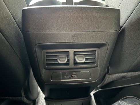 New 2026 GMC Canyon Elevation w/ Convenience Package image 18