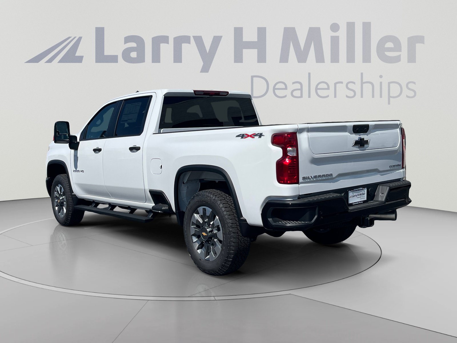New 2026 Chevrolet Silverado 2500 Custom w/ Custom Value Package AWD/4WD image 3