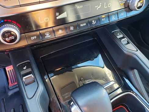 Used 2022 Kia Telluride S image 14