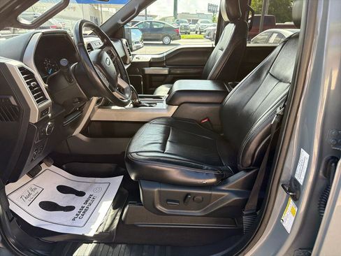 Used 2019 Ford F150 Lariat image 15