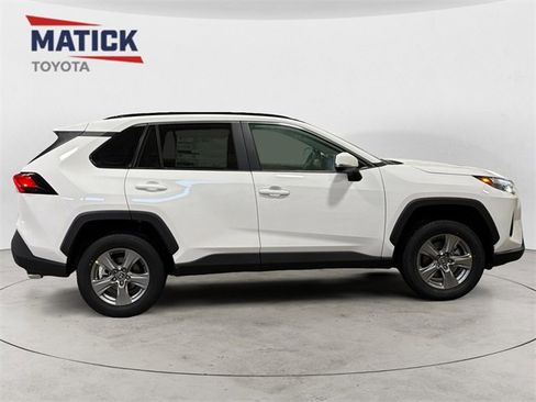 New 2025 Toyota RAV4 XLE image 8