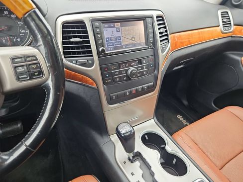 Used 2012 Jeep Grand Cherokee Overland AWD/4WD image 19