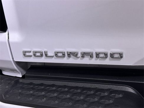 Used 2024 Chevrolet Colorado LT w/ LT Convenience Package II image 32
