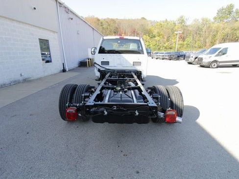 Used 2024 Ford F550 4x4 Regular Cab Super Duty image 6