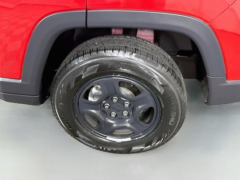 Used 2021 Jeep Compass Sport AWD/4WD image 34
