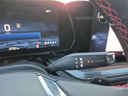 Used 2025 Chevrolet Tahoe RST w/ Comfort Package image 27