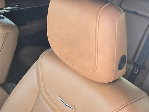 Used 2025 Cadillac XT5 Premium Luxury w/ Technology Package image 16