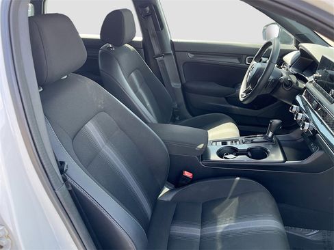 Used 2024 Honda Civic Sport image 25