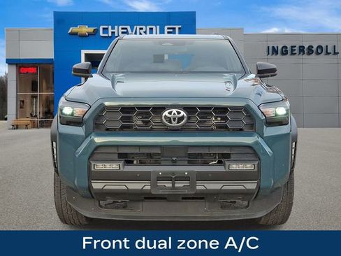 Used 2025 Toyota 4Runner TRD Off-Road image 3