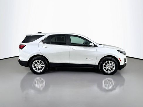 Used 2022 Chevrolet Equinox LT AWD/4WD image 10