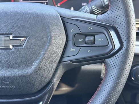 Used 2024 Chevrolet Trax RS w/ Driver Confidence Package image 7