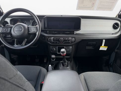 Used 2024 Jeep Wrangler Sport AWD/4WD image 10