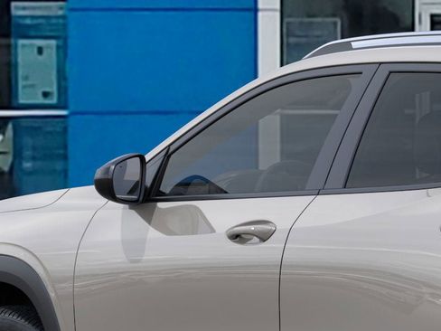 New 2026 Chevrolet Trax ACTIV w/ Sunroof Package image 12