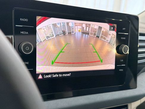 New 2026 Volkswagen Jetta SE FWD image 25