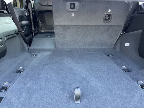 New 2026 Jeep Wrangler Unlimited Rubicon image 25