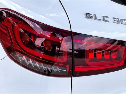 Used 2020 Mercedes-Benz GLC 300 4MATIC image 29