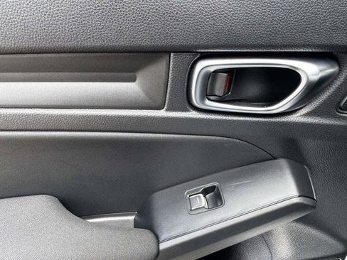 Used 2024 Honda Civic LX image 32