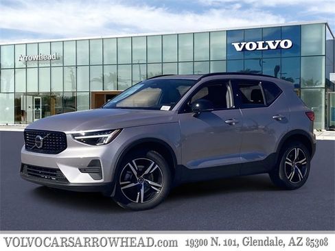 New 2026 Volvo XC40 B5 Core image 1