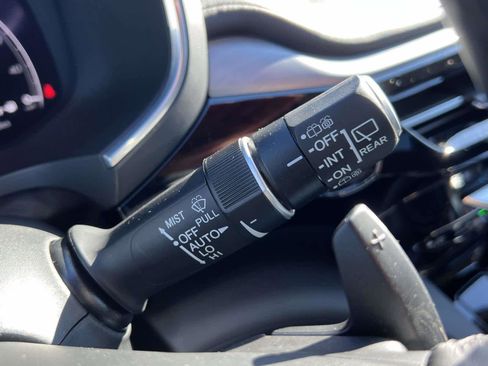 Certified 2023 Acura MDX w/Technology Package image 31