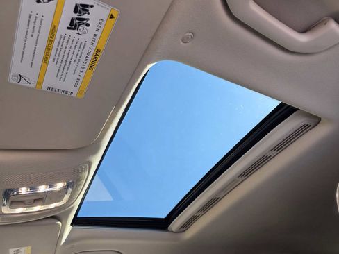 Used 2022 Mercedes-Benz GLS 450 4MATIC image 12