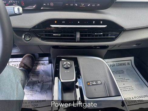 New 2026 Buick Enclave Preferred w/ LPO, Floor Liner Package AWD/4WD image 21