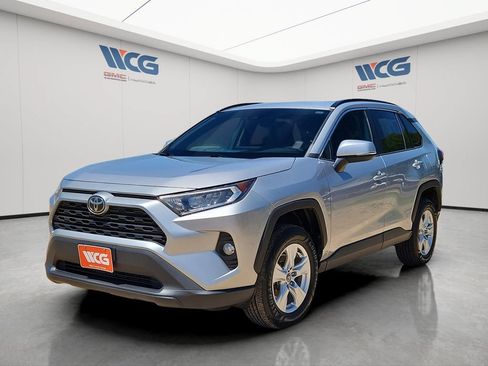 Used 2020 Toyota RAV4 XLE w/ All Weather Liner Package AWD/4WD image 5