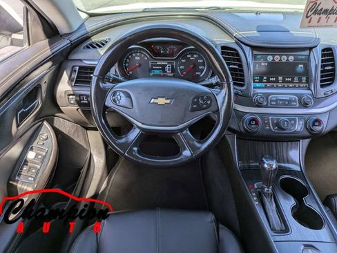 Used 2019 Chevrolet Impala LT image 17