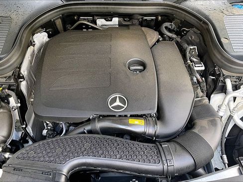 Certified 2022 Mercedes-Benz GLC 300 4MATIC image 9